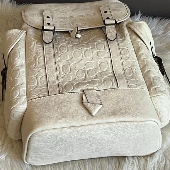 💰SOLD - CH767- Coach Hitch Backpack in Signature Leather - Picture 9 of 13
